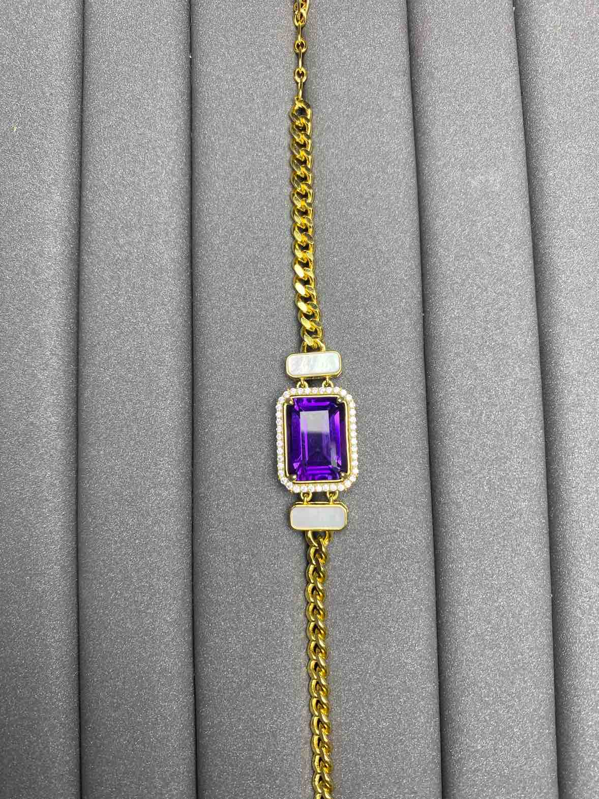 3961 Amethyst Bracelet
