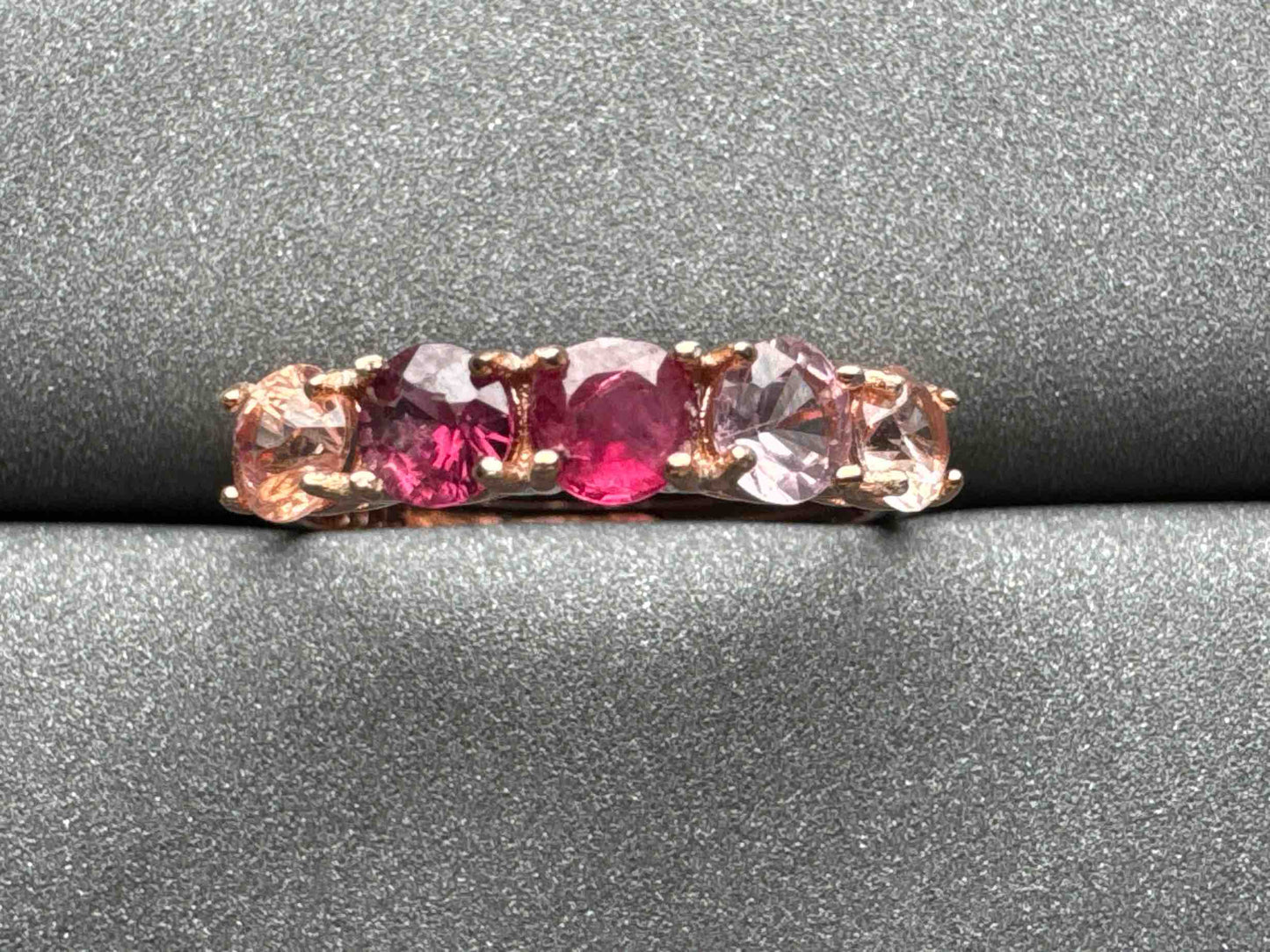 4093 Spinel Ring