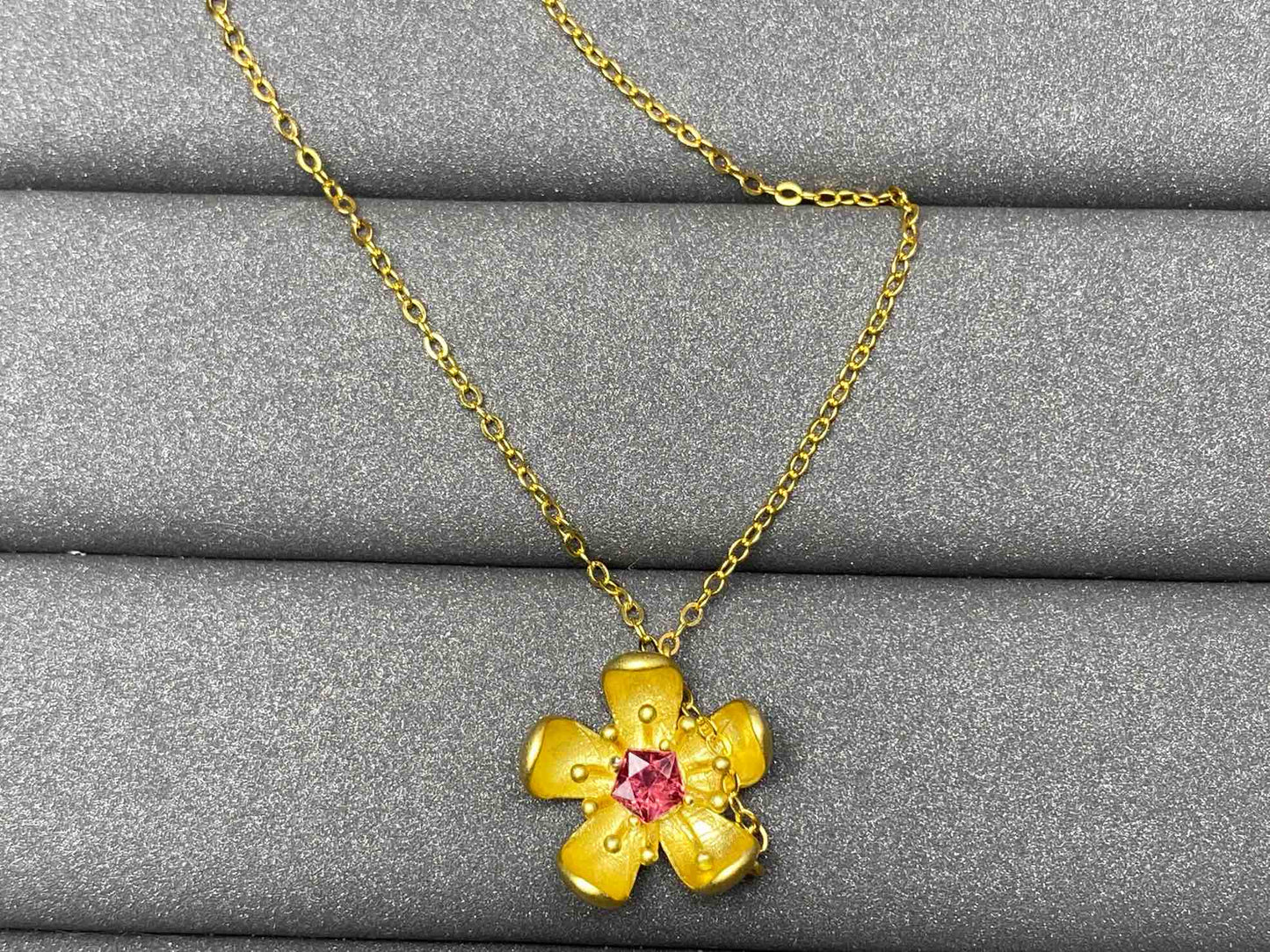 4159 Spinel Necklace