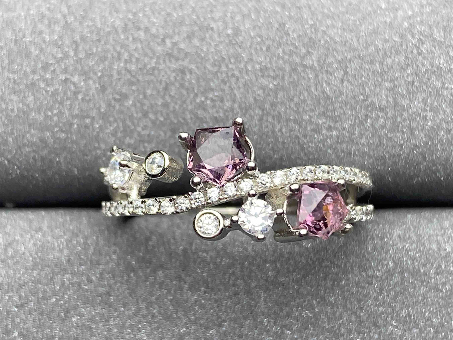 4264 Spinel Ring