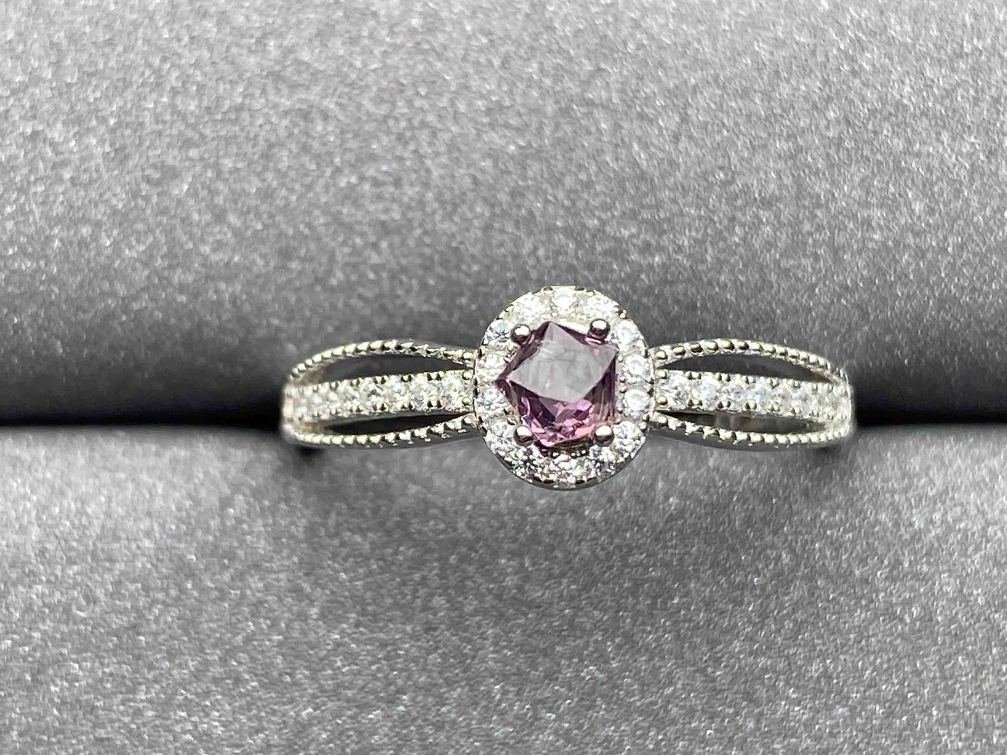 4269 Spinel Ring