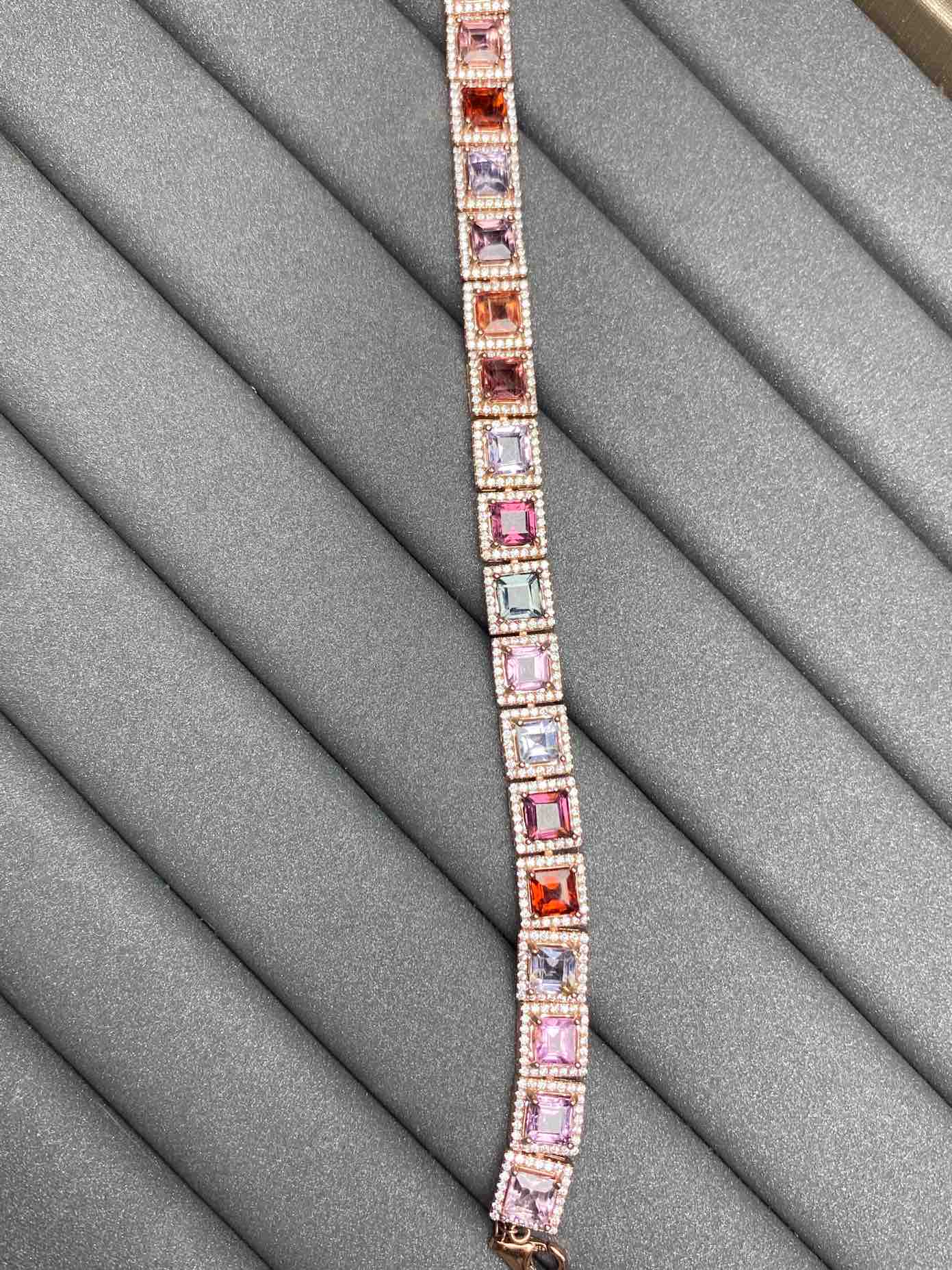 4274 Spinel Bracelet