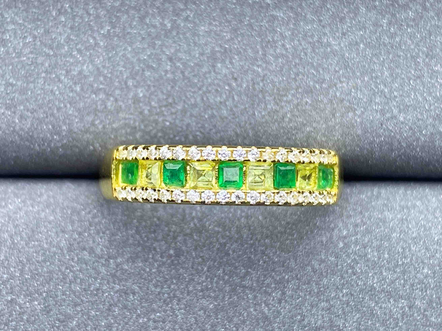 4310 Emerald Ring
