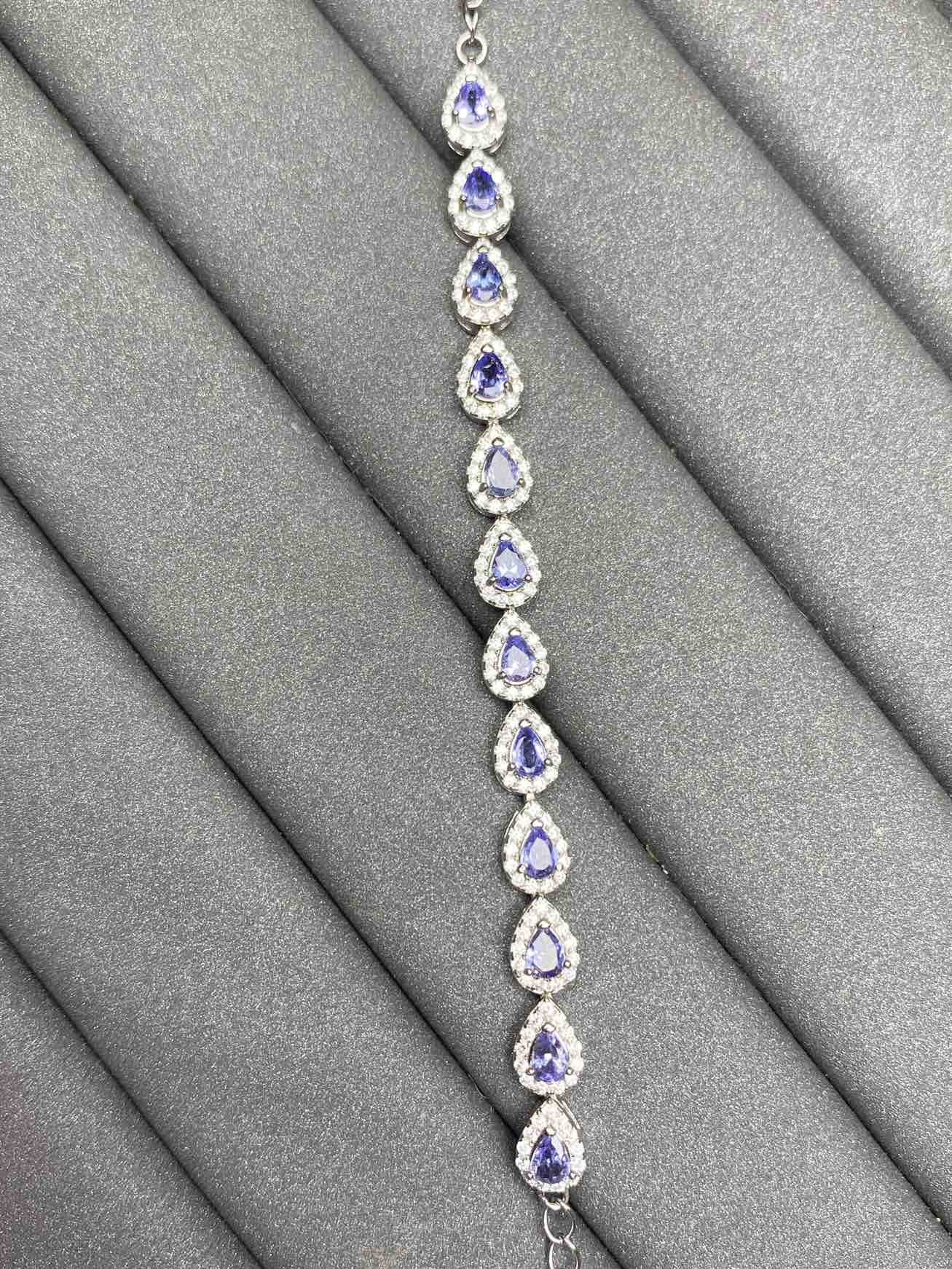 4456 Tanzanite Bracelet