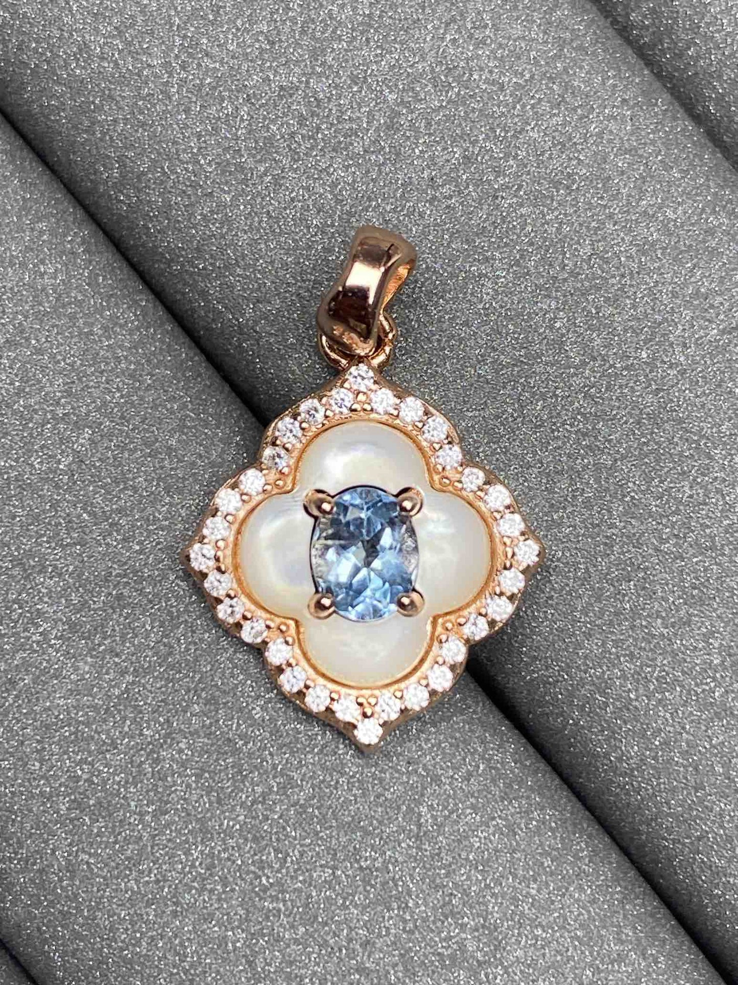 4482 Aquamarine Pendant