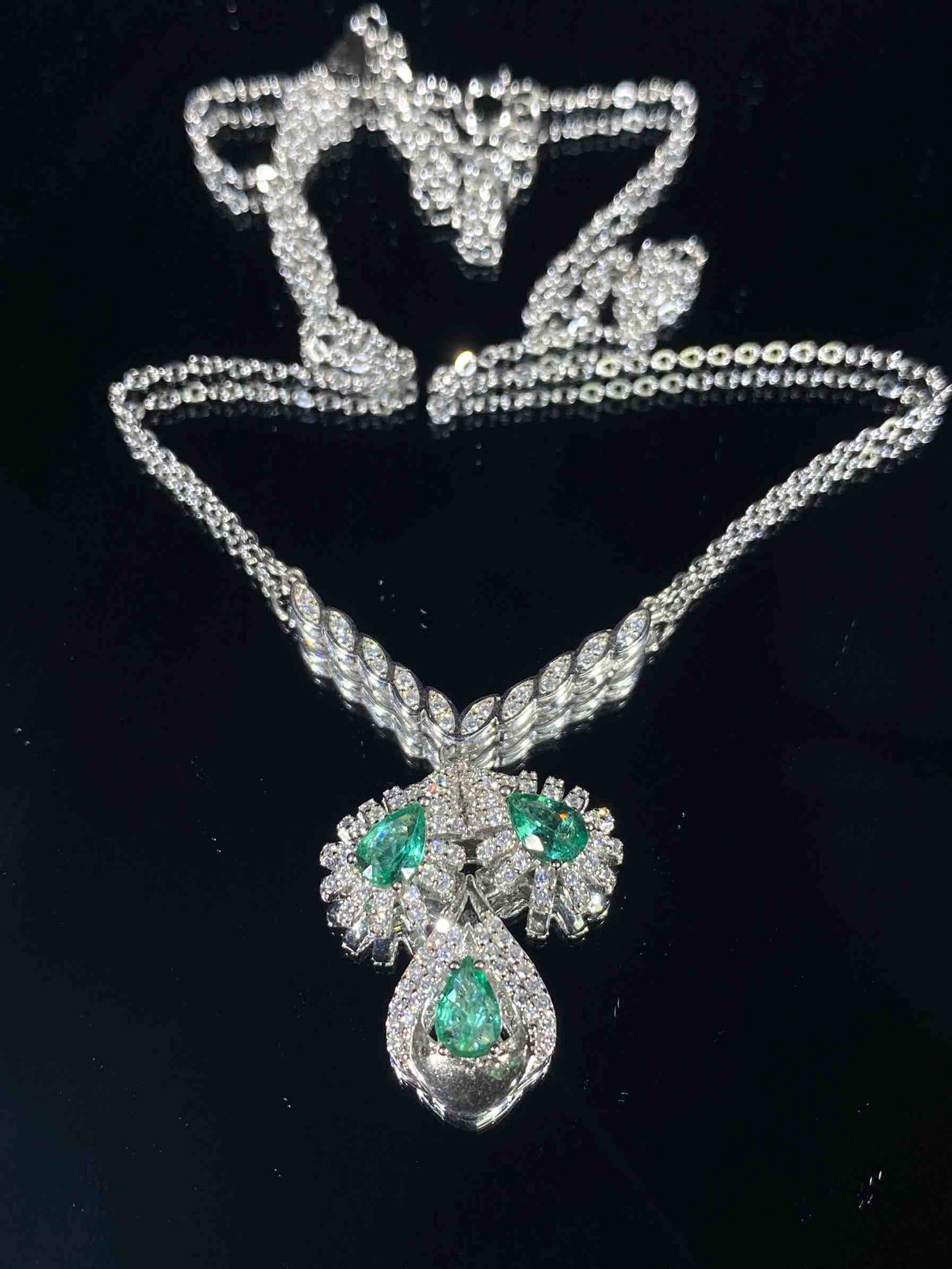 4526 Emerald Necklace