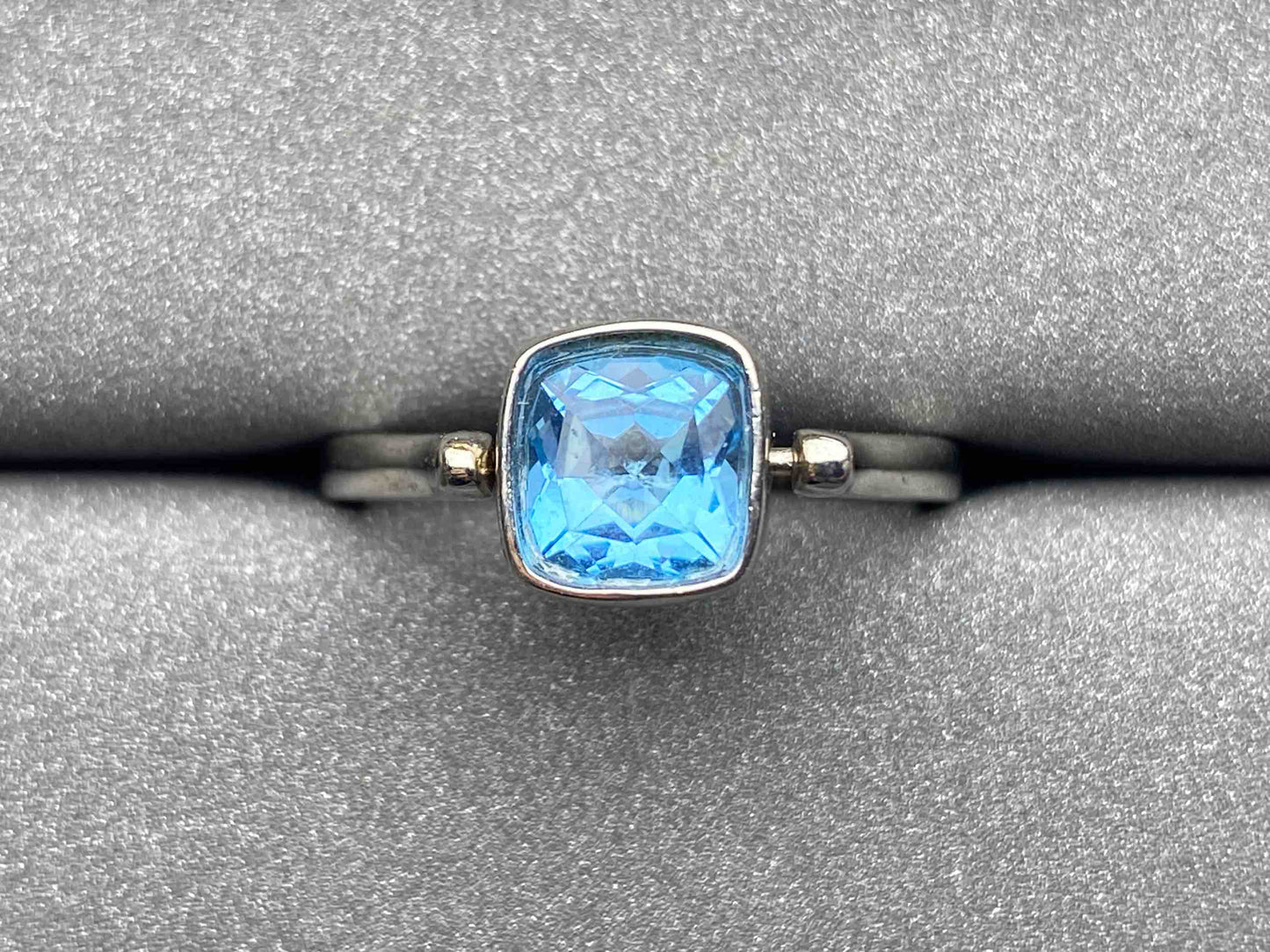 4666 Topaz Ring