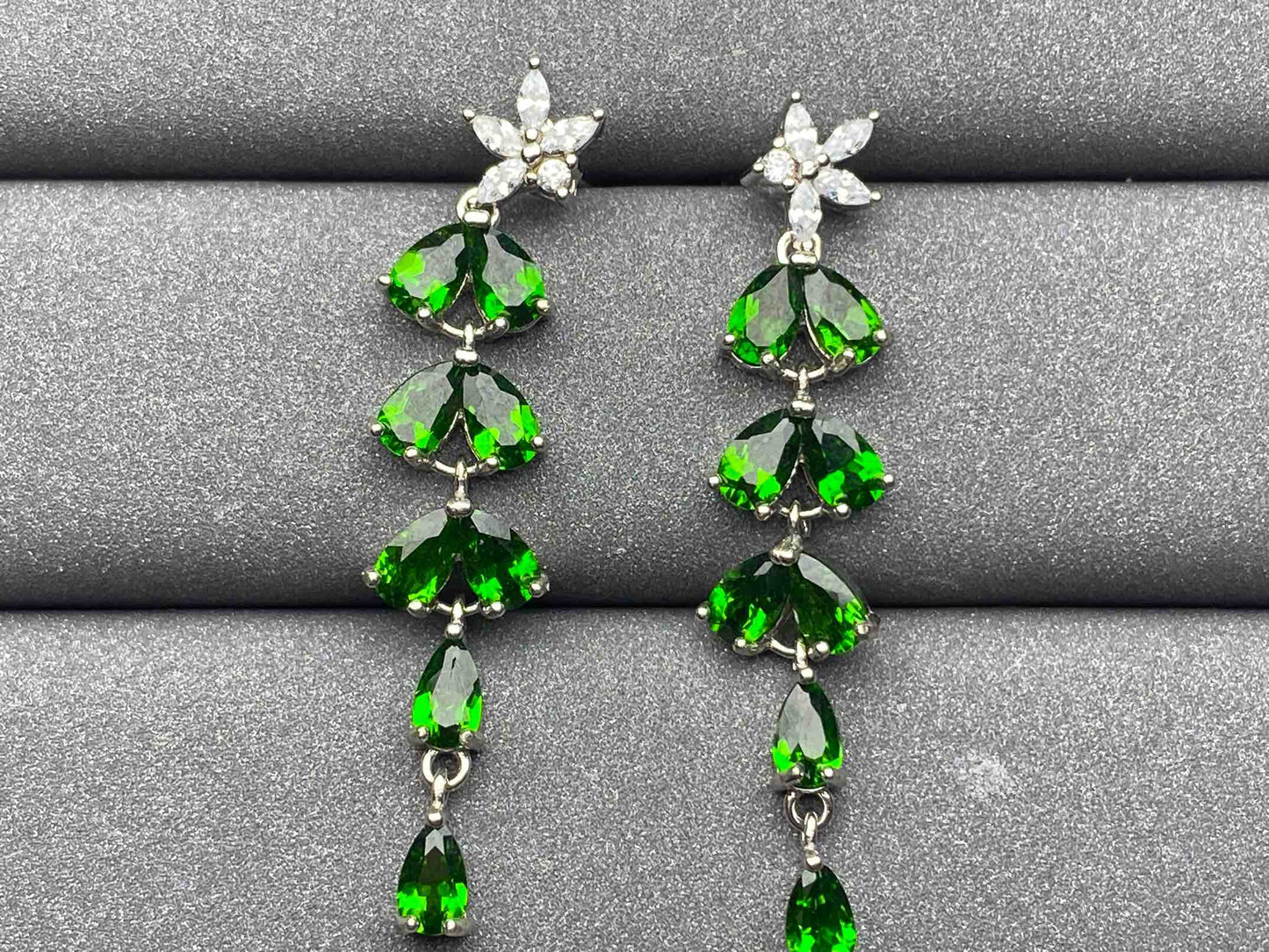 4671 Diopside Earrings