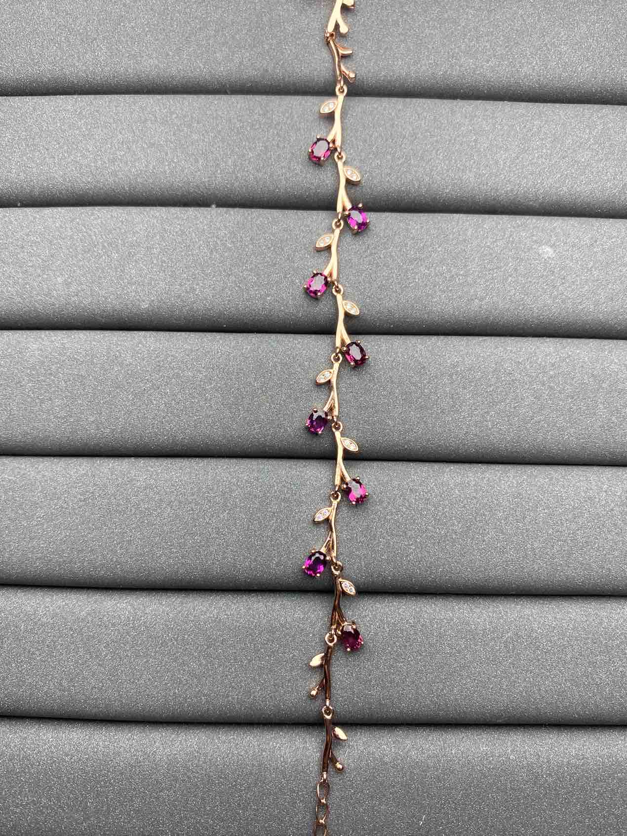 4714 Garnet Bracelet