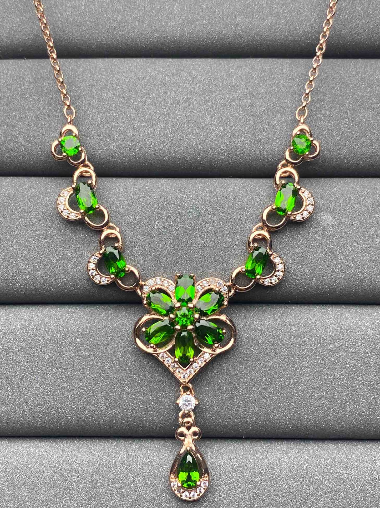 4781 Diopside Necklace