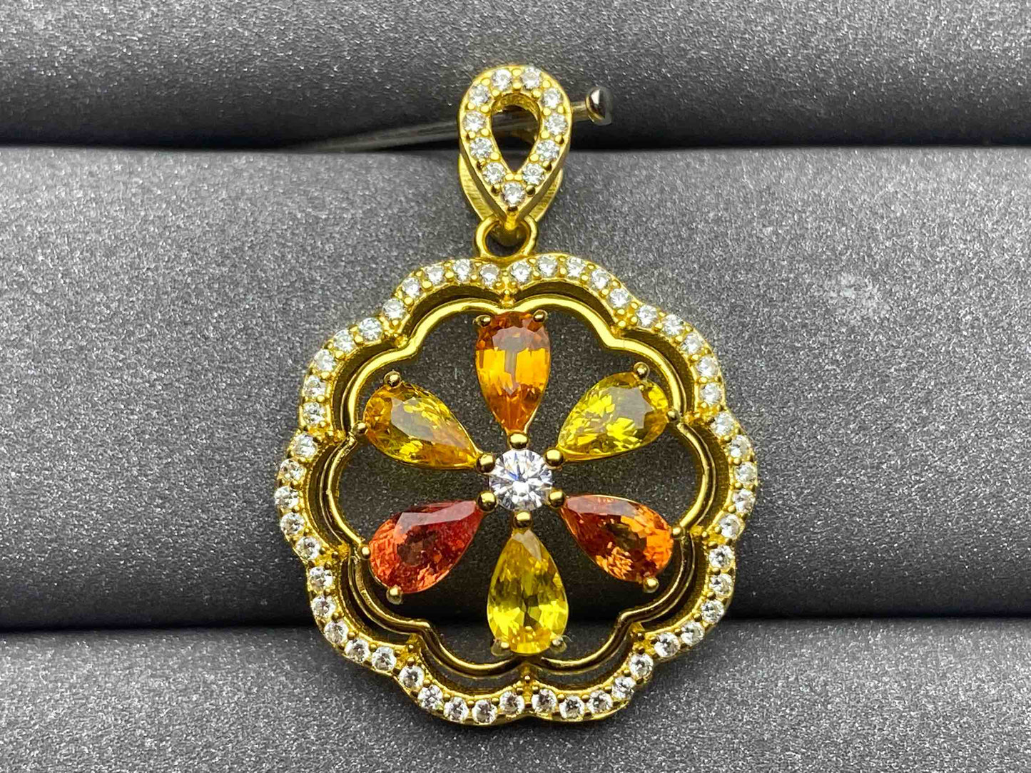 4793 Sapphire Pendant