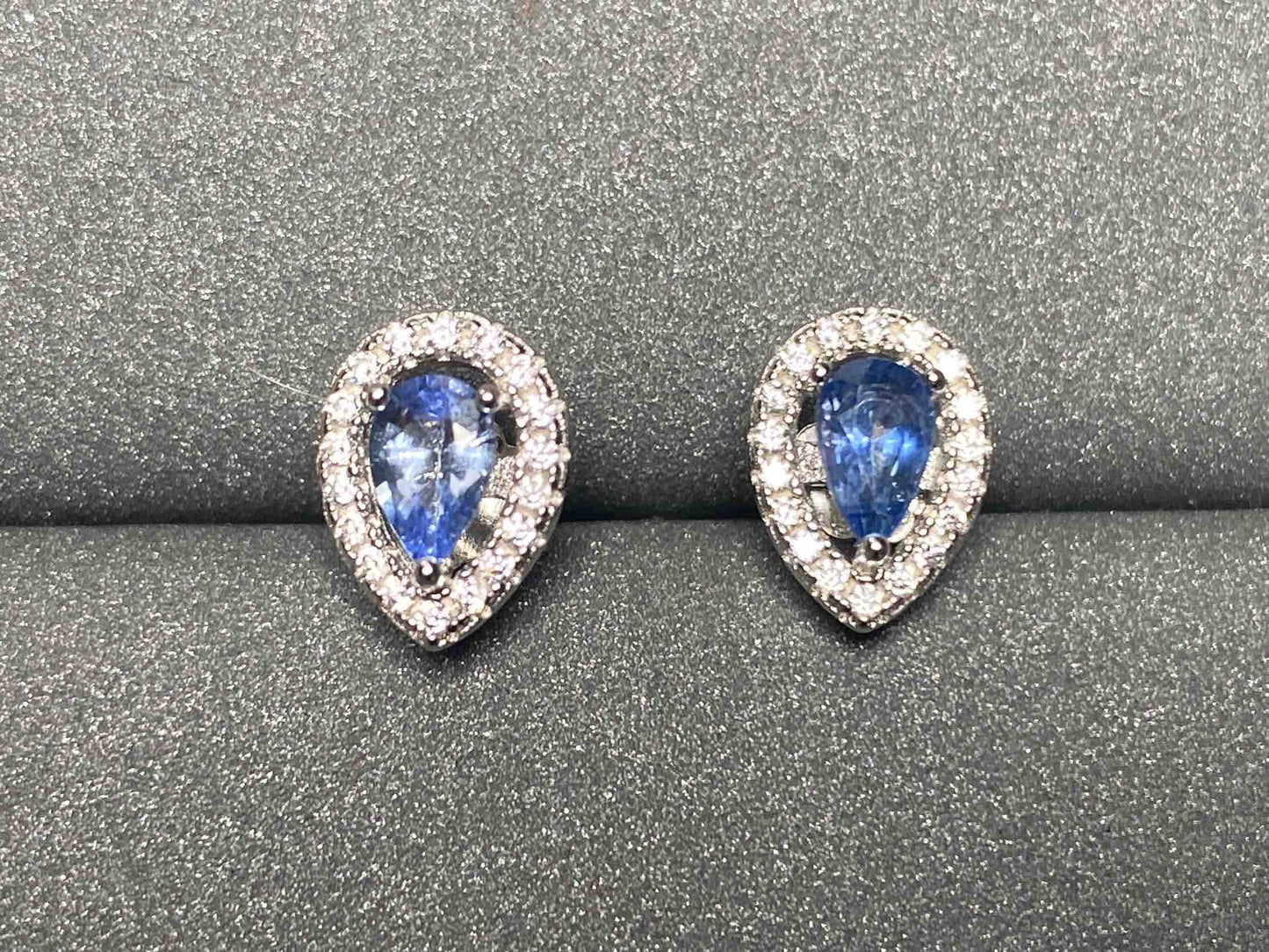 4837 Sapphire Earrings