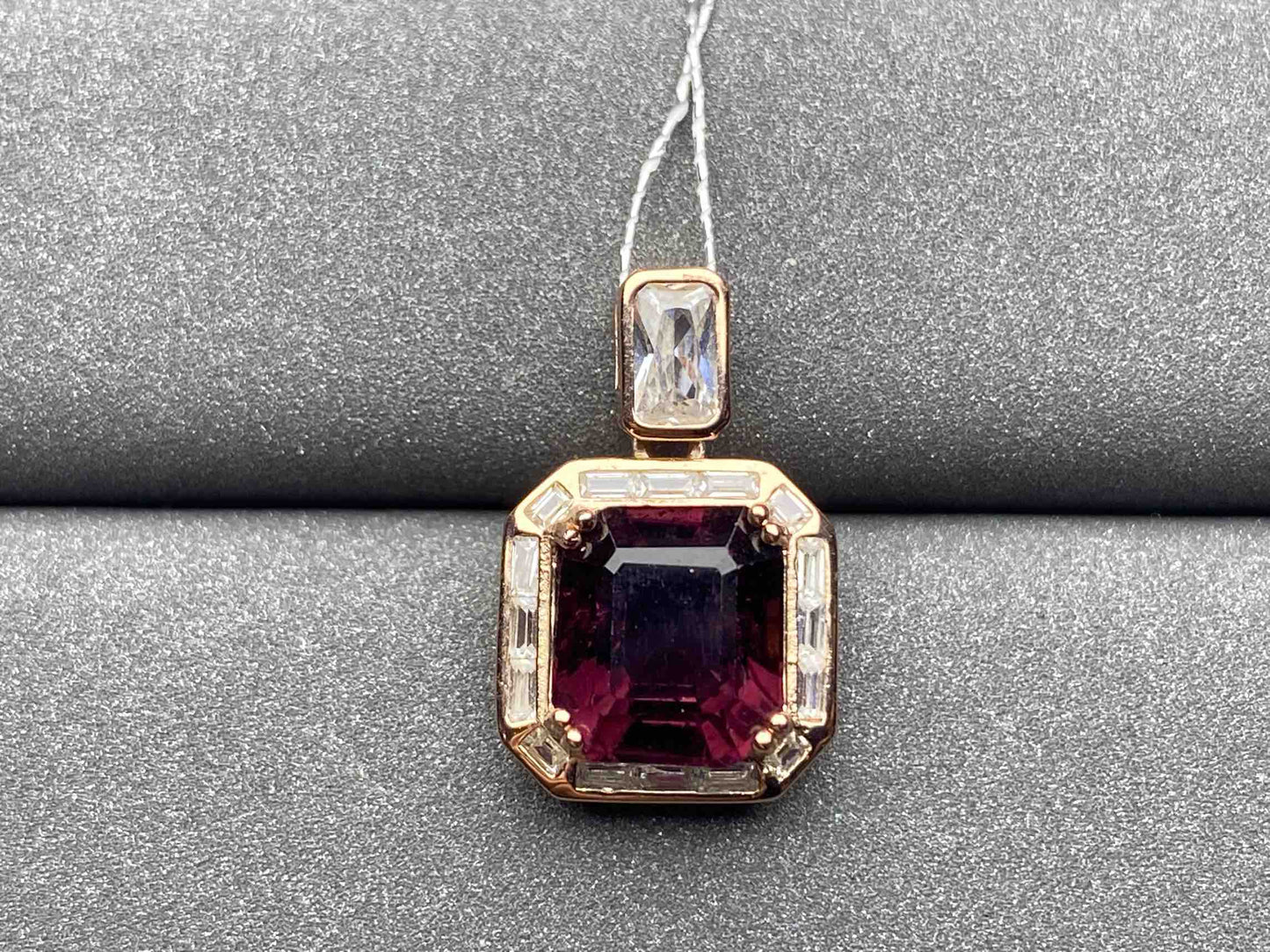 4855 Garnet Pendant