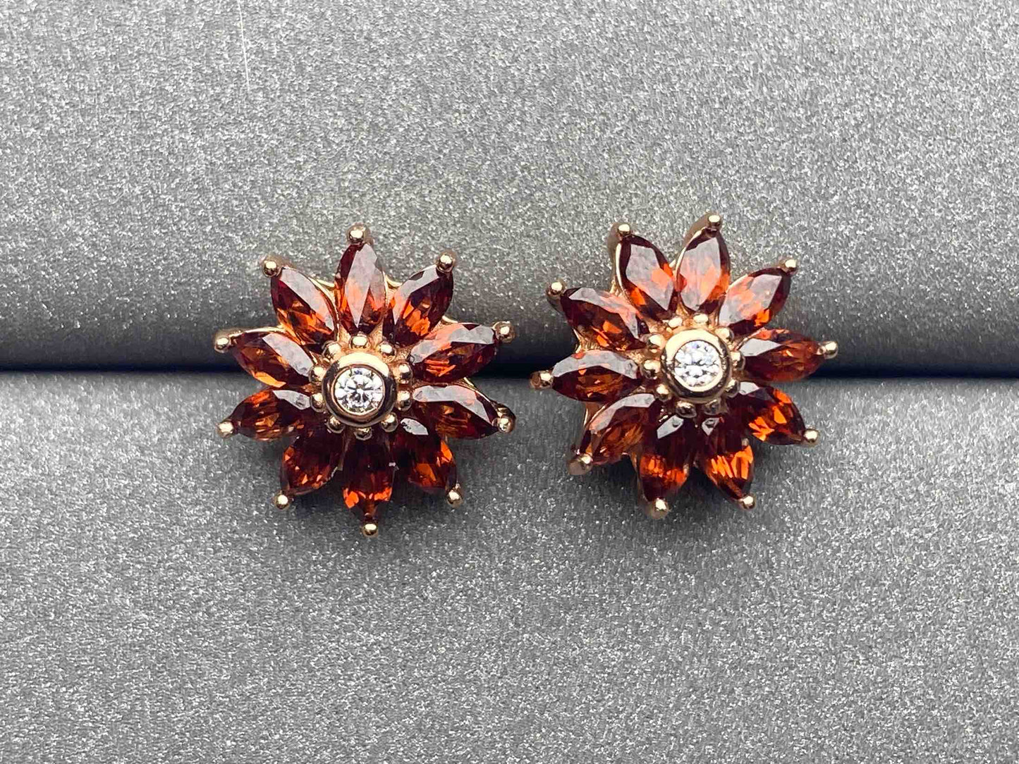 4959 Garnet Earrings