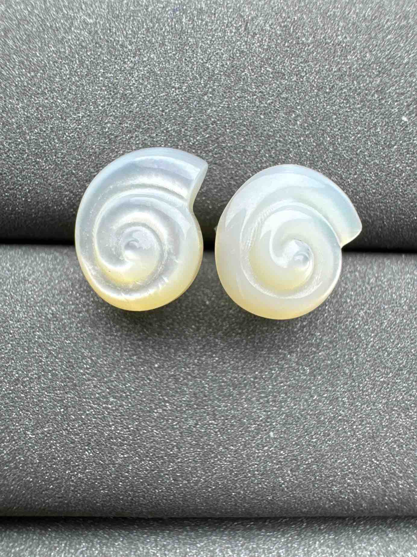 5143 Silver Conch Earrings