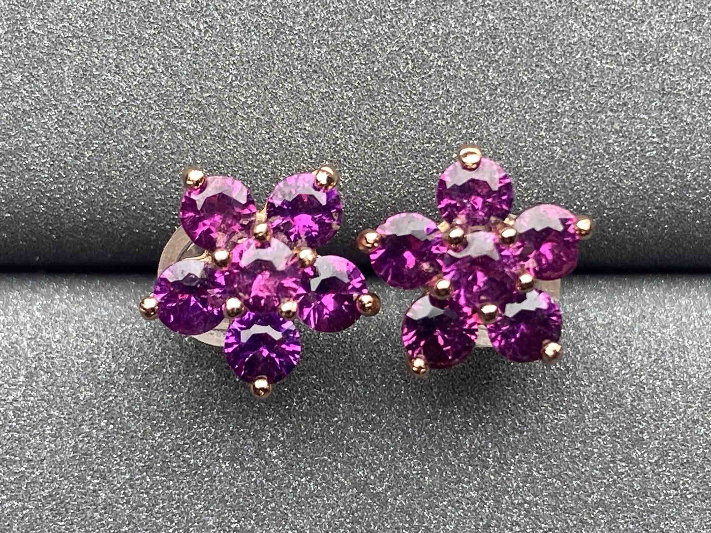 2943 Garnet Earrings