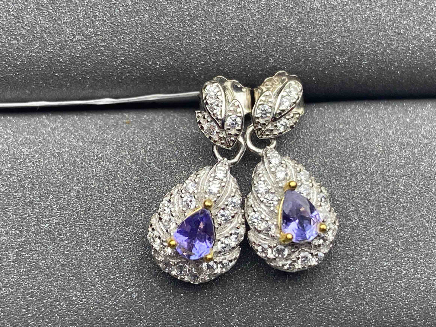 1370 Tanzanite Earrings