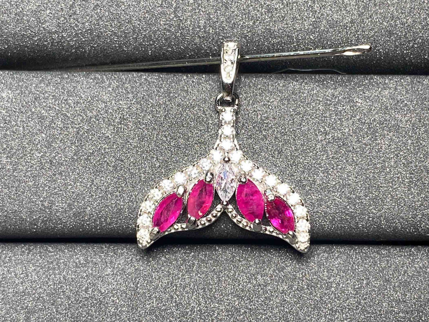 2469 Sapphire Pendant