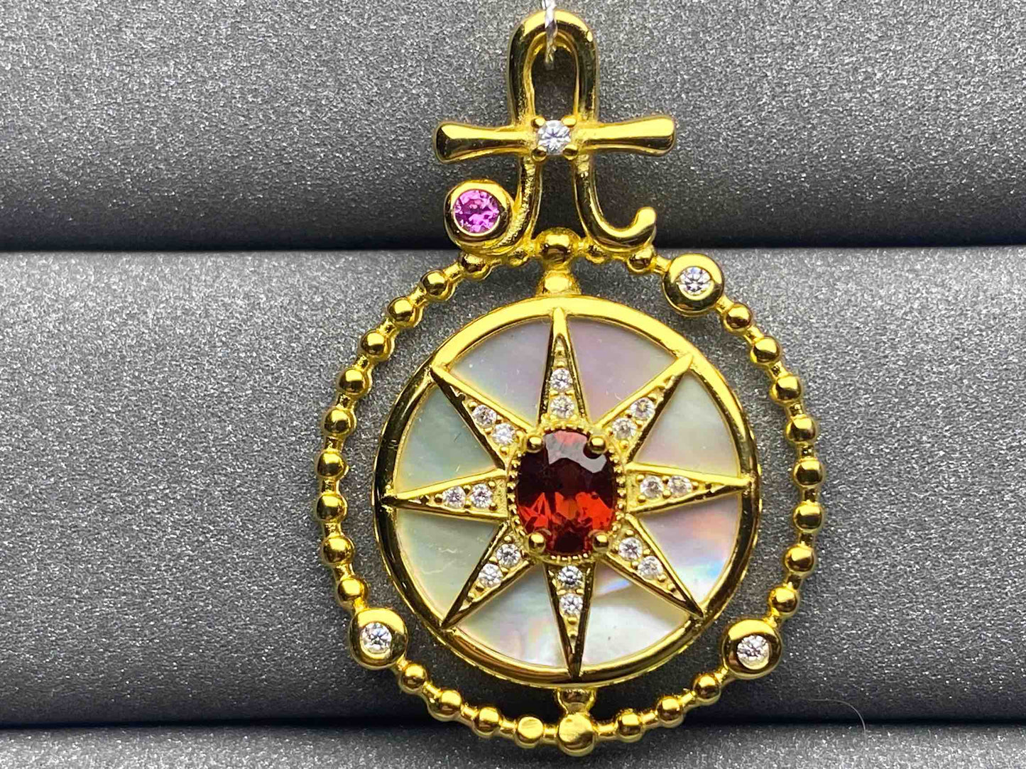2114 Garnet Pendant