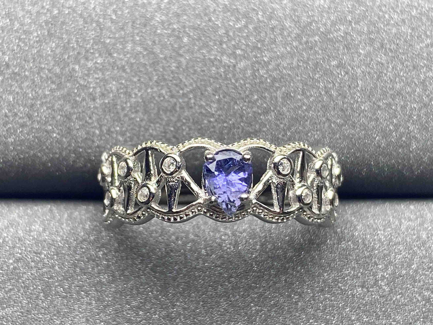 2834 Tanzanite Ring