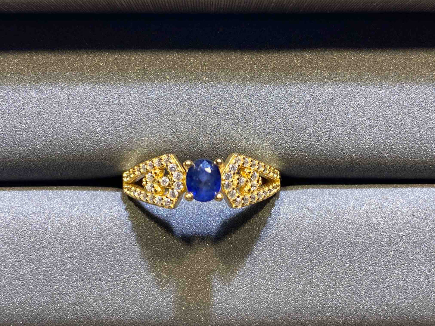 2031 Sapphire Ring