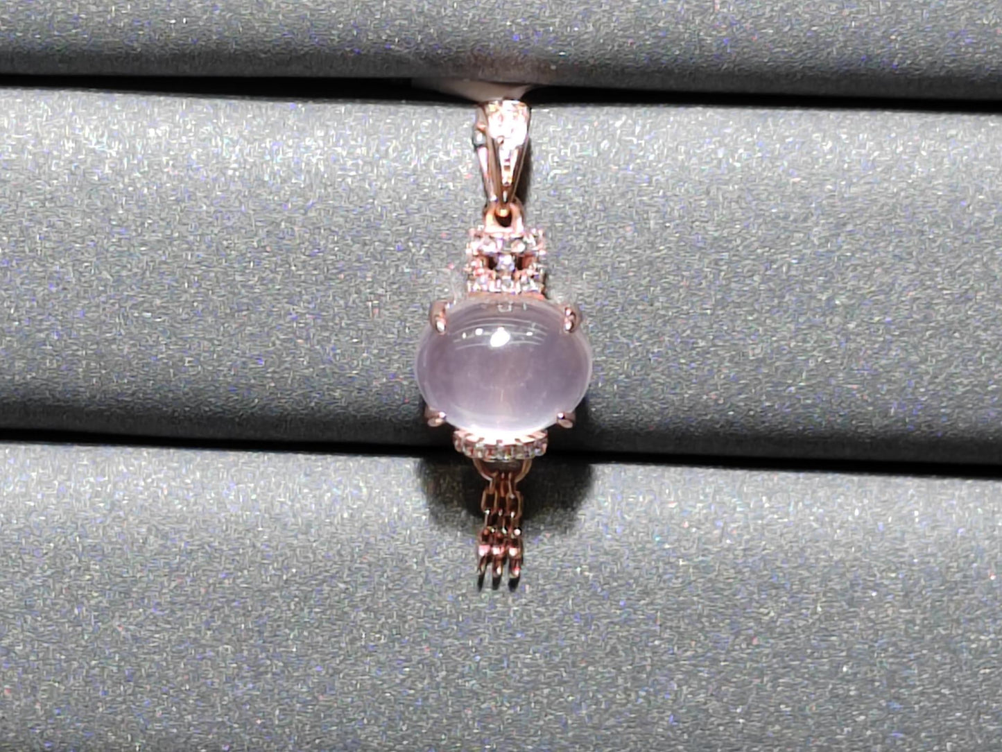 1788 Rose Quartz Pendant