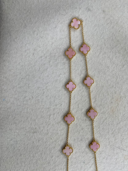 G002 clover necklace