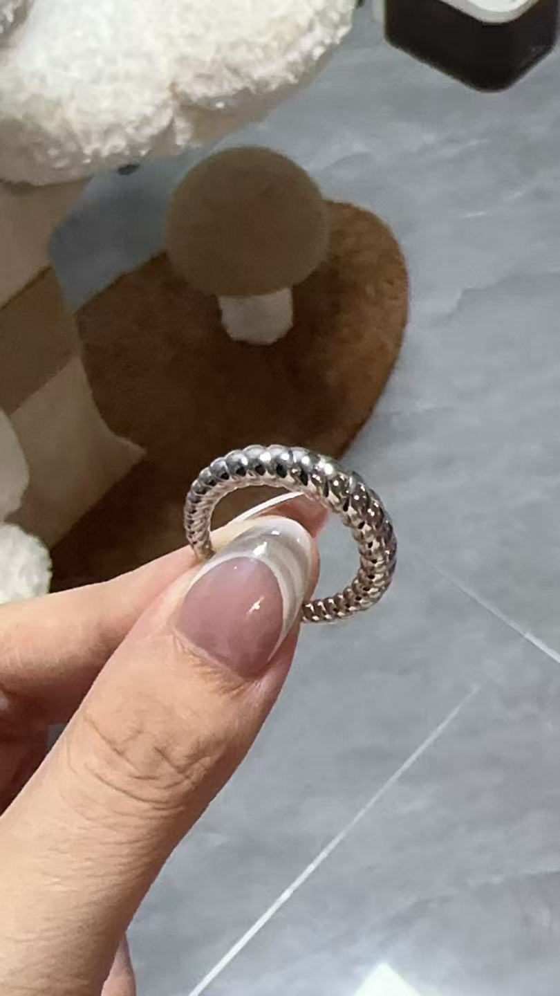 EE018 S925 Silver Ring