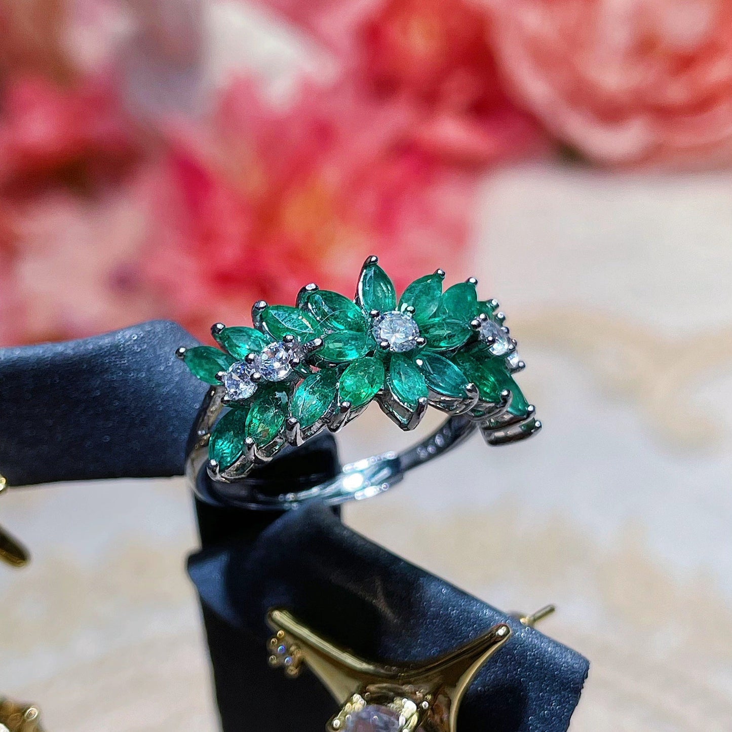 0007 Buda Ring - Exclusive Design From Wave