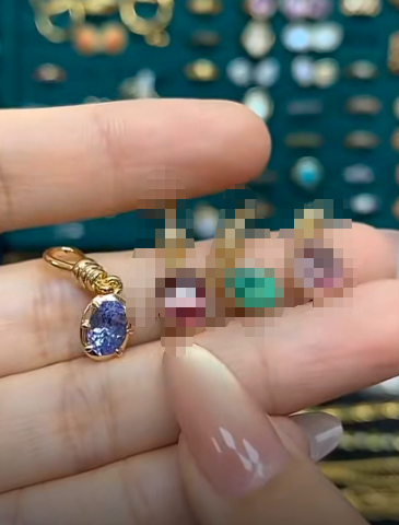 Miya-Tanzanite pendant plated with 18K gold