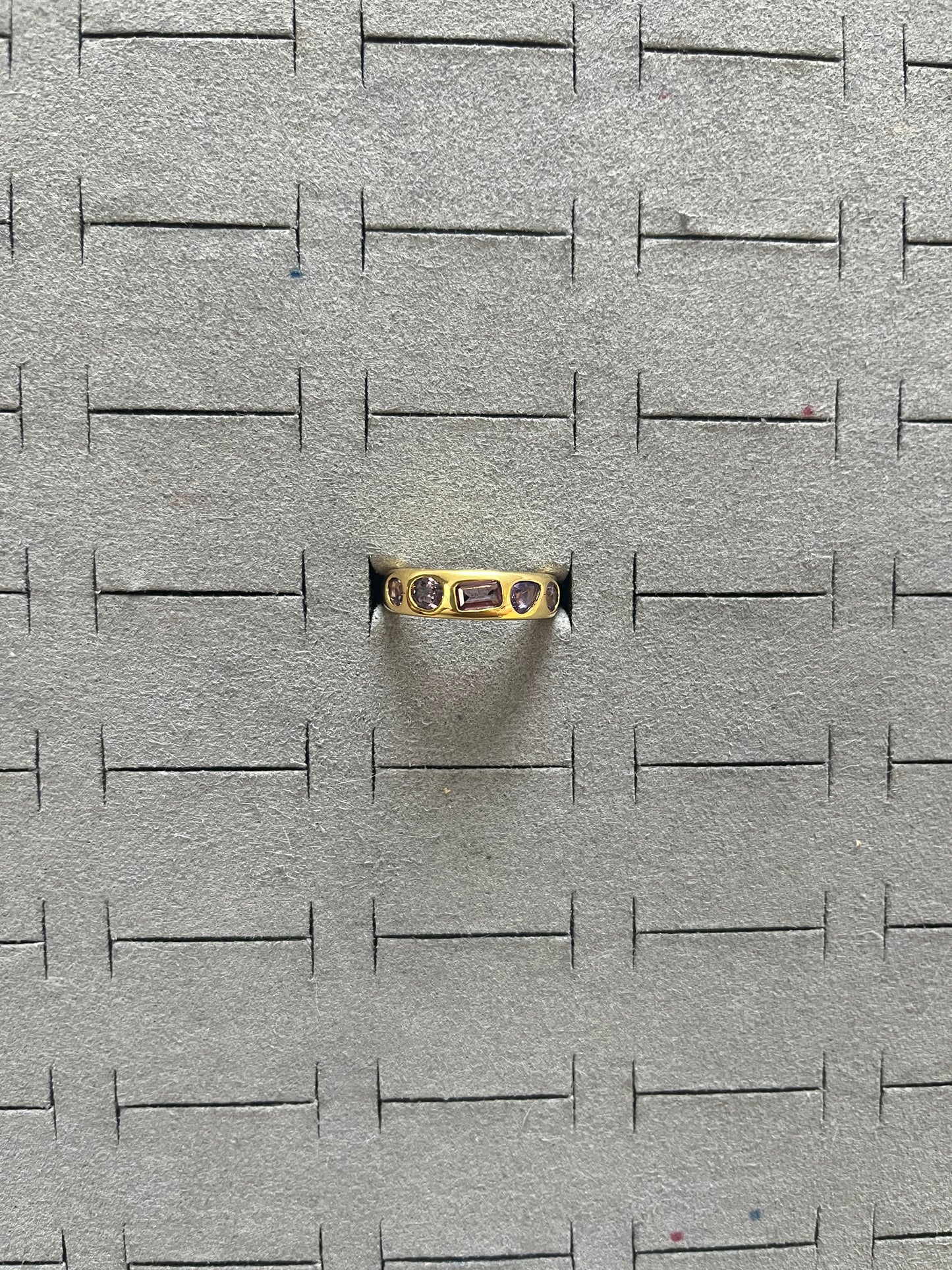 Miya-spinel ring us7