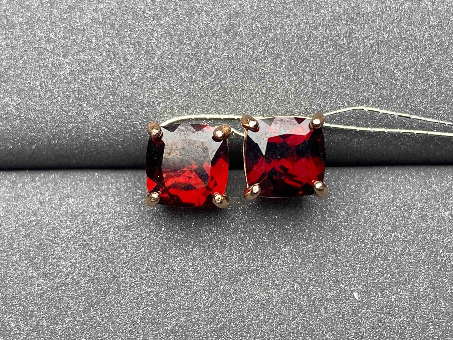A771 Garnet Earrings