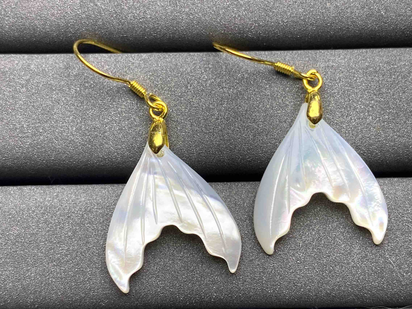 5574 Silver Conch Earrings