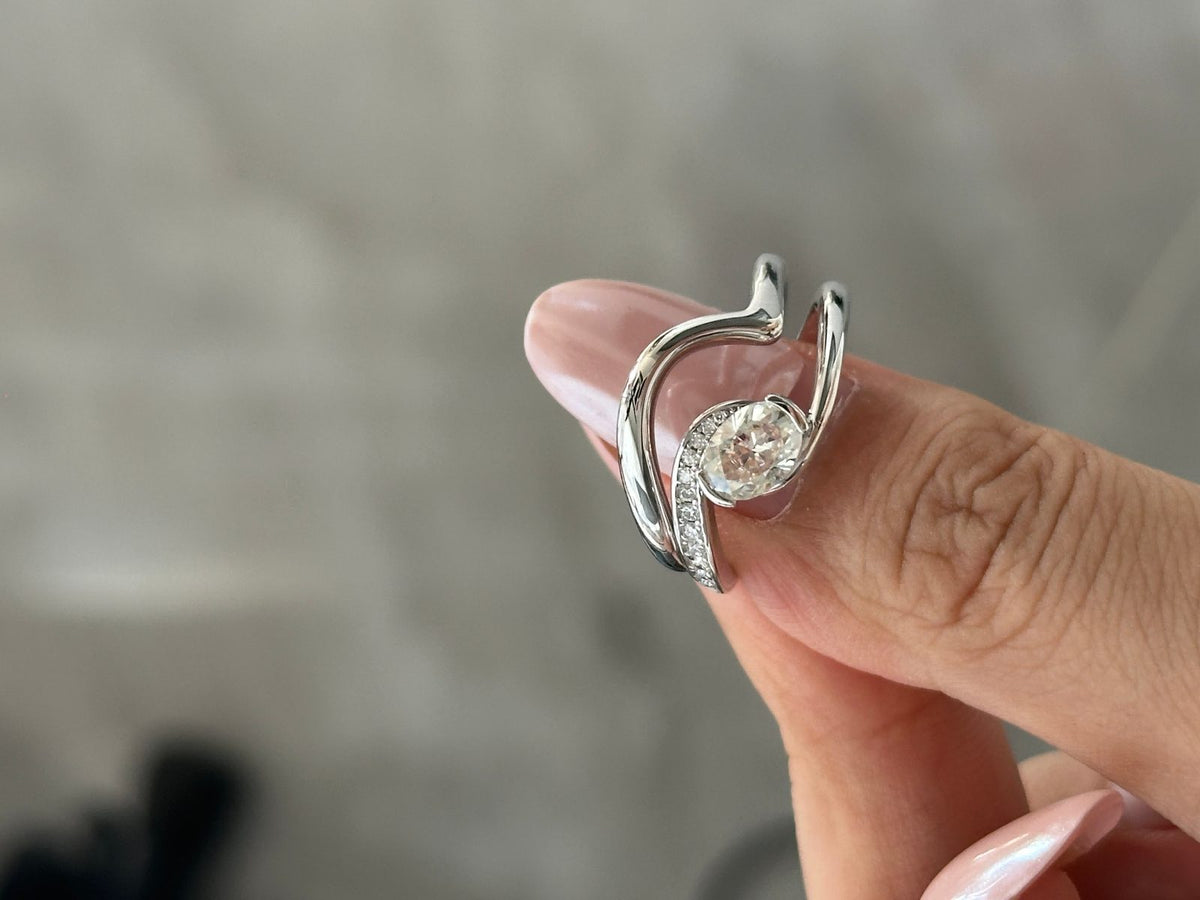FF028 S925 Silver Ring Clear Moissanite
