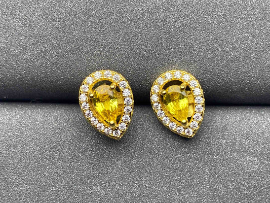5204 Sapphire Earrings