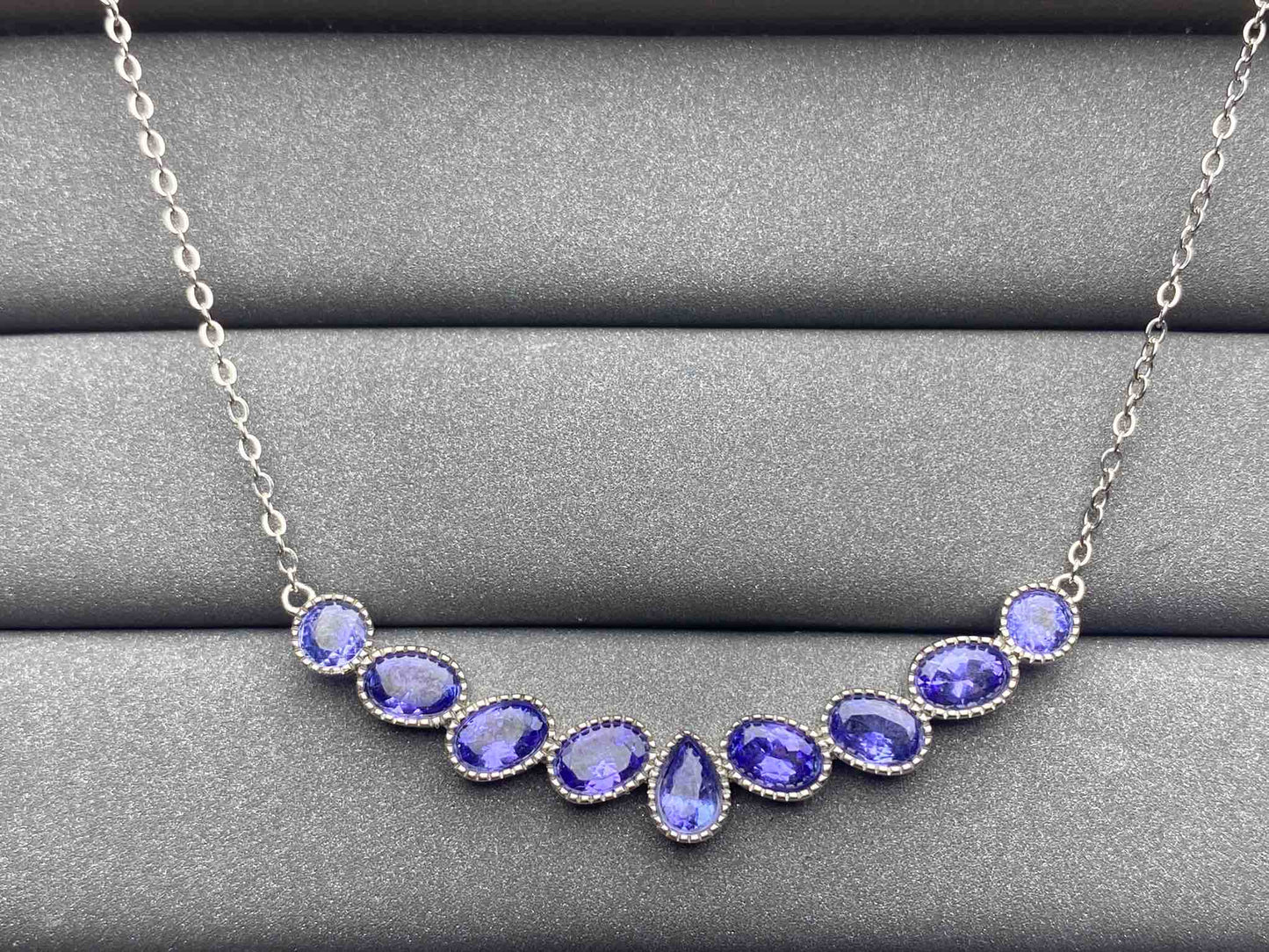 5216 Tanzanite Necklace