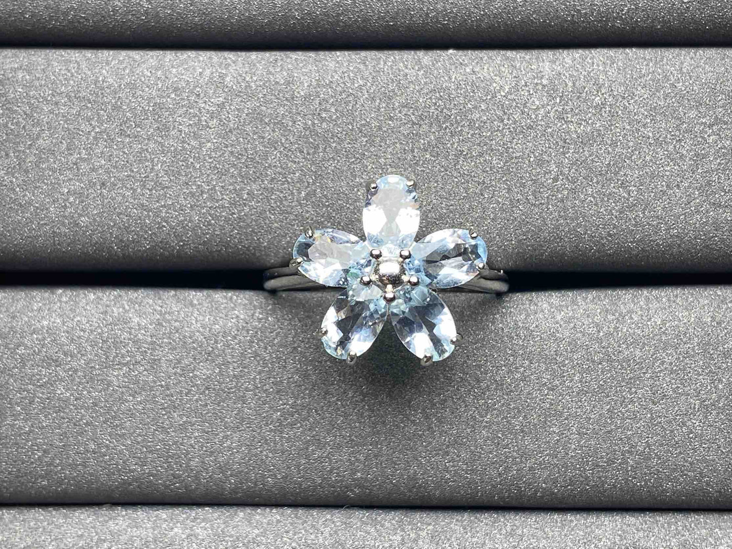 5238 Aquamarine Ring