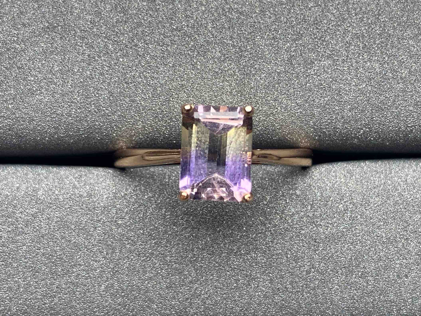 5243 Amethyst Ring