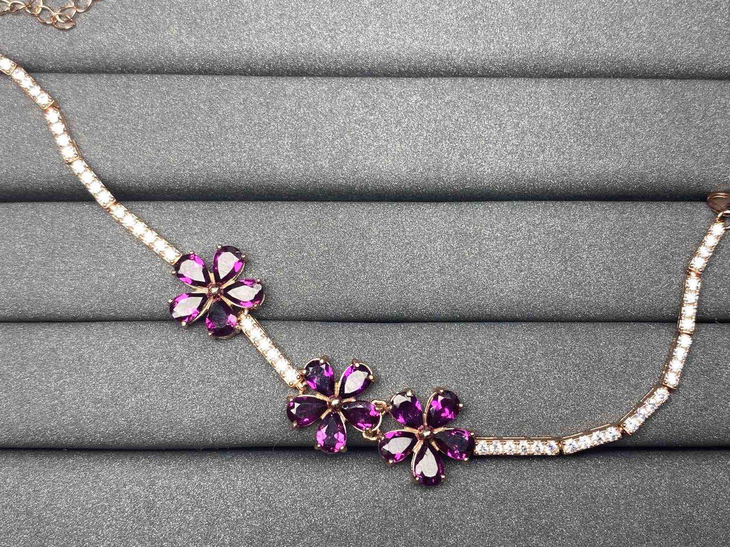 5283 Garnet Bracelet