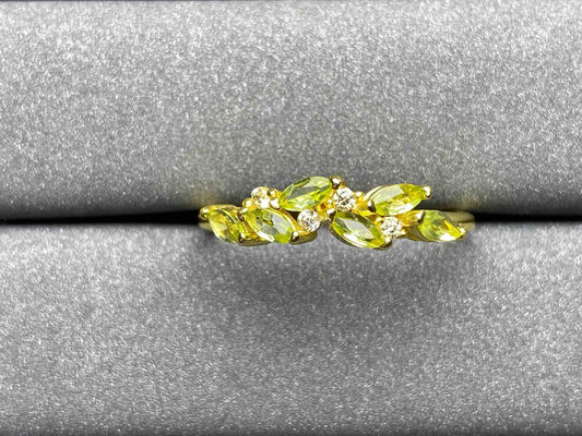 A3382 Peridot Ring