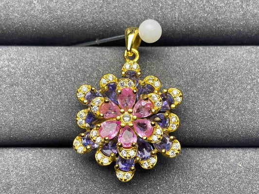 5497 Sapphire Pendant