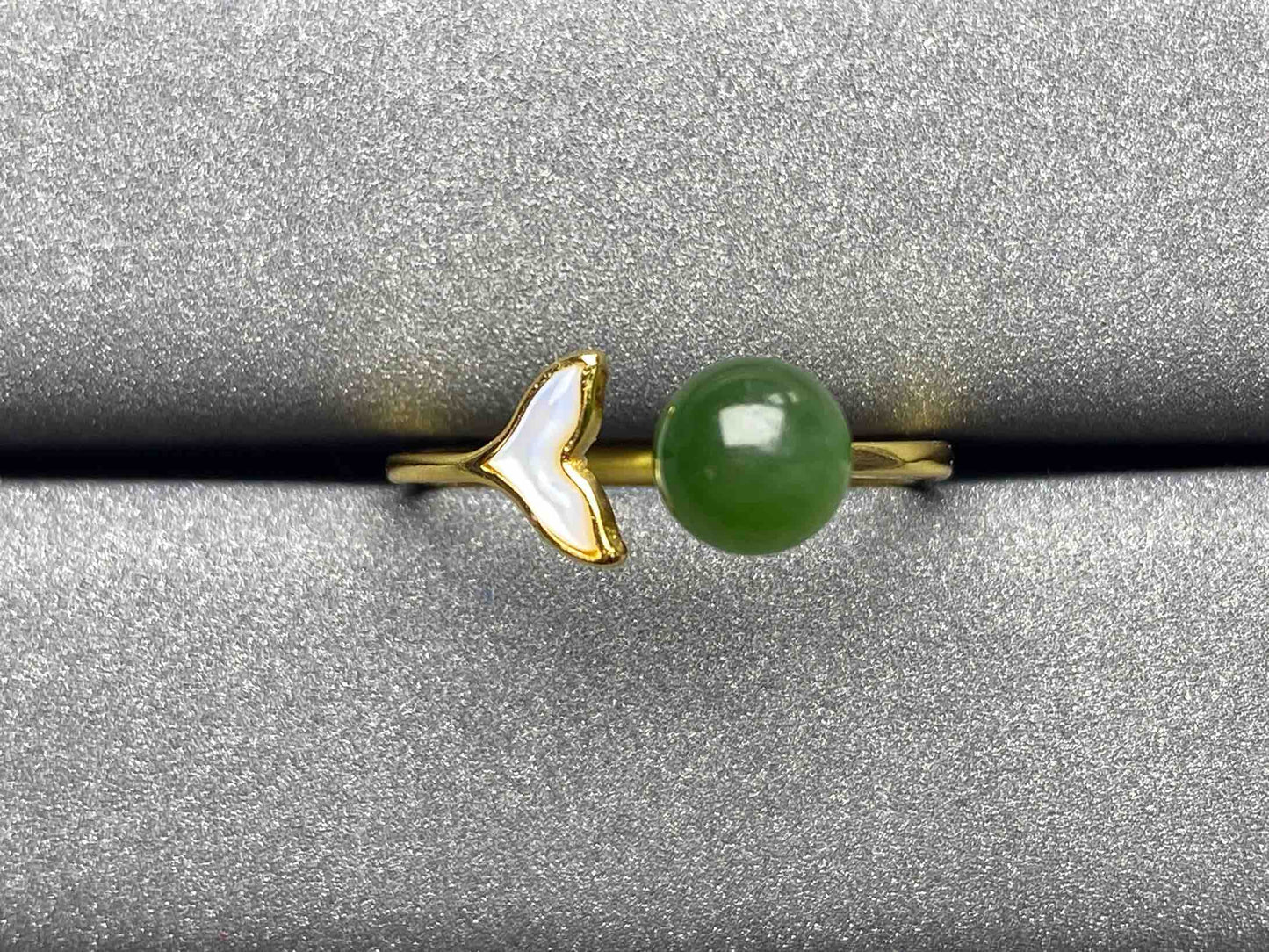 5616 He tian jade Ring