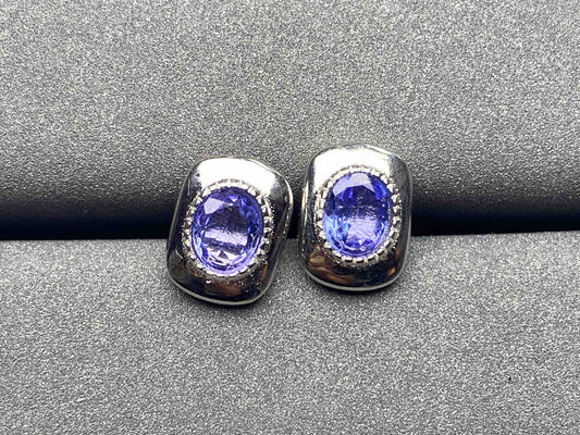 5923 Tanzanite Earrings