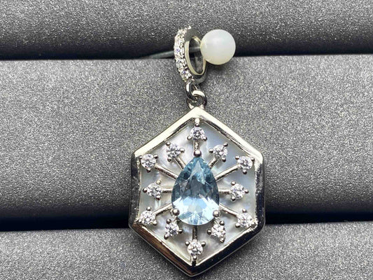 5925 Aquamarine Pendant