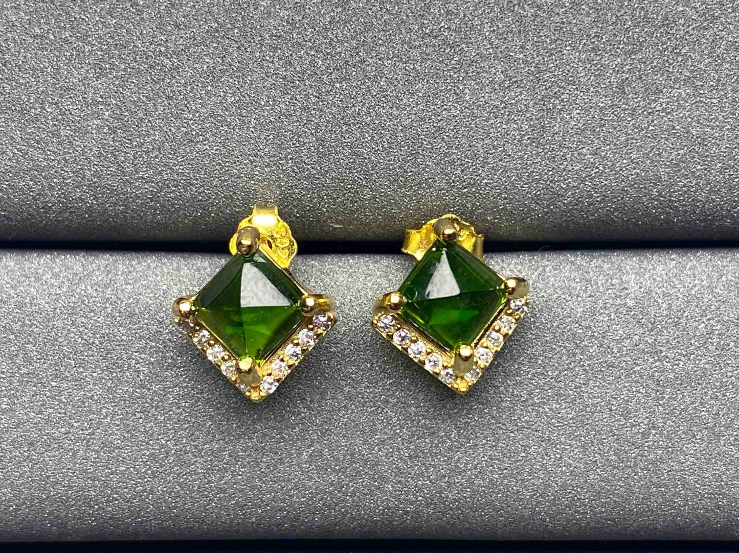 5973 Diopsite Earrings