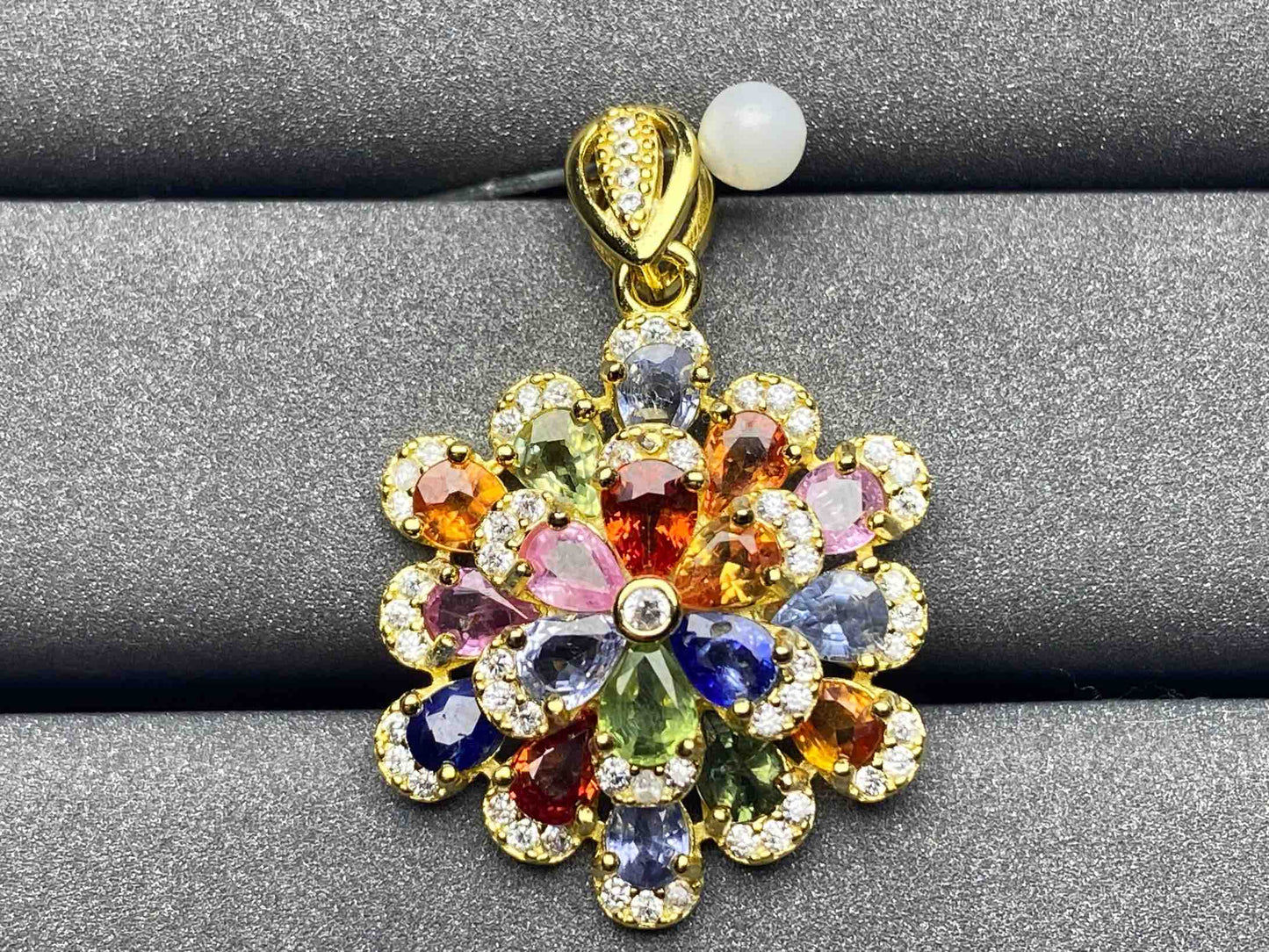 5975 Sapphire Pendant