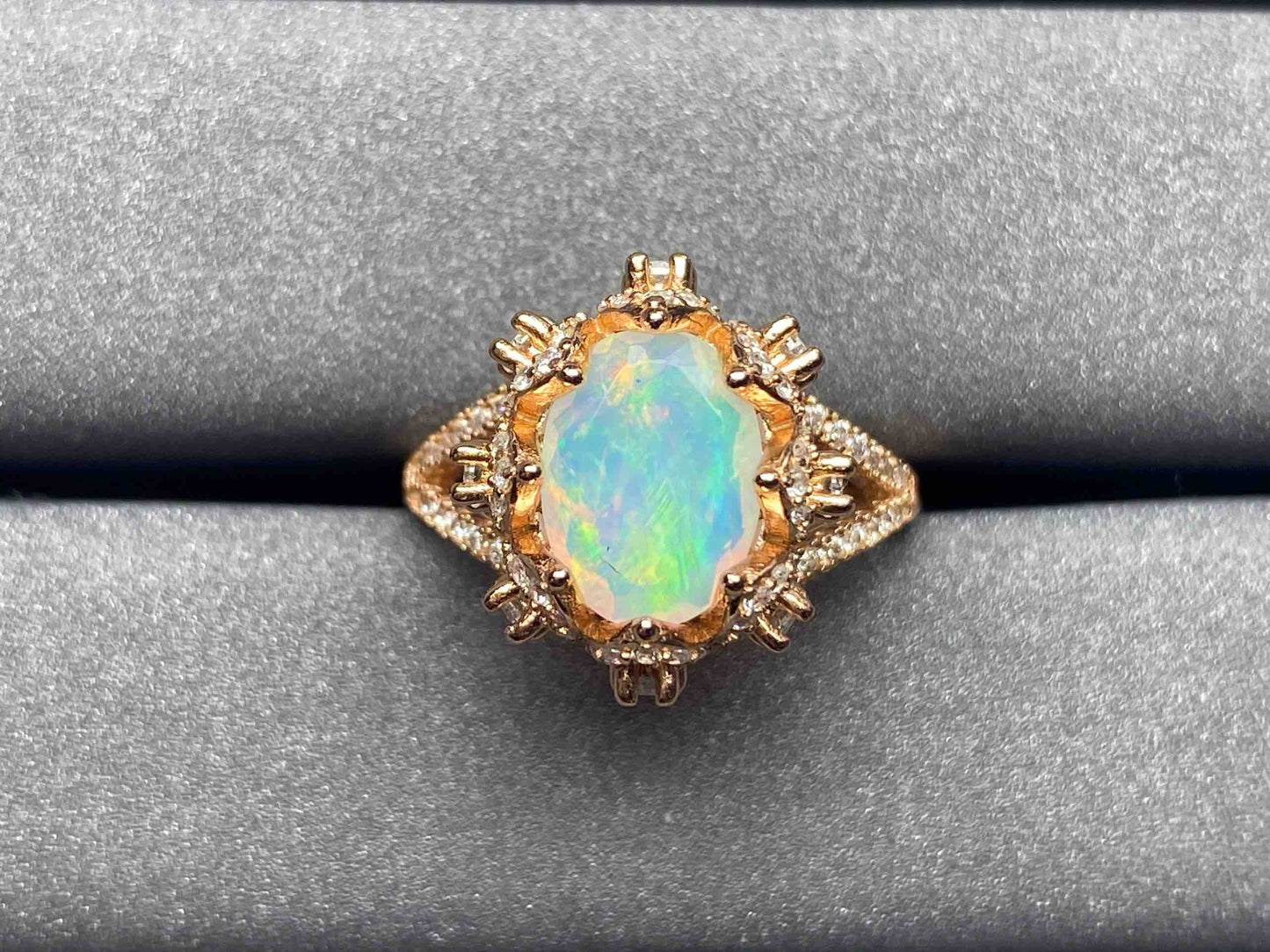 6007 Opal Ring