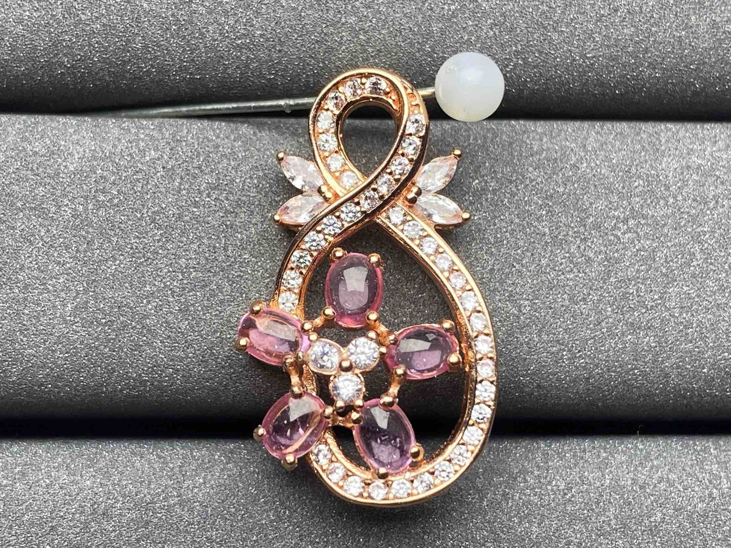 6072 Sapphire Pendant