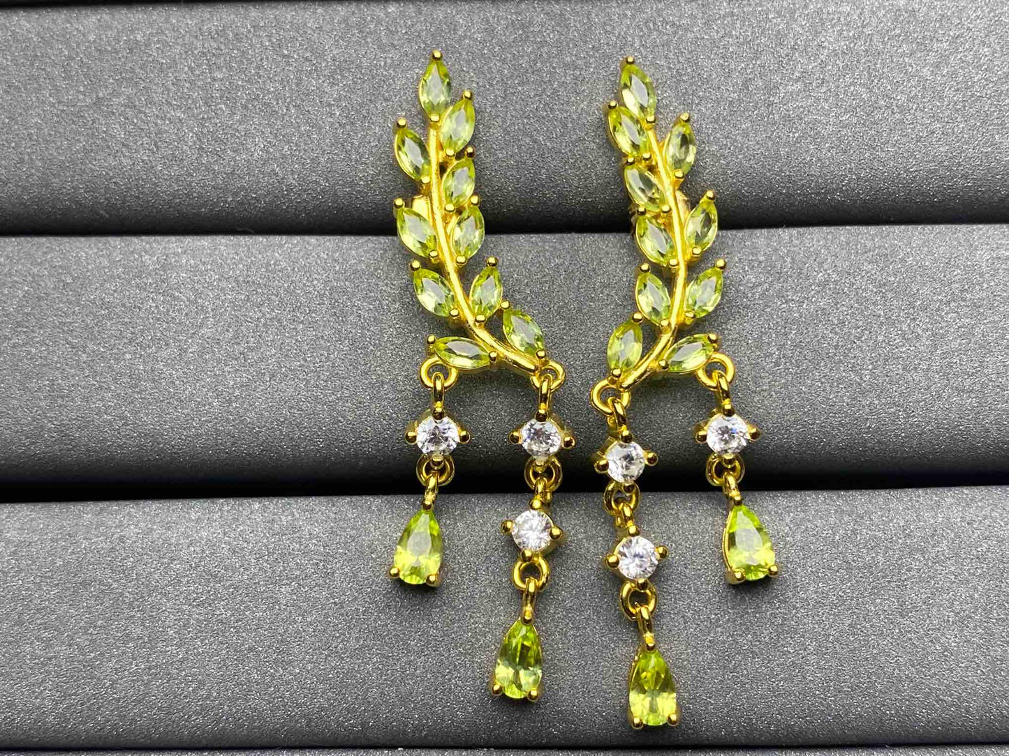 6113 Peridot Earrings