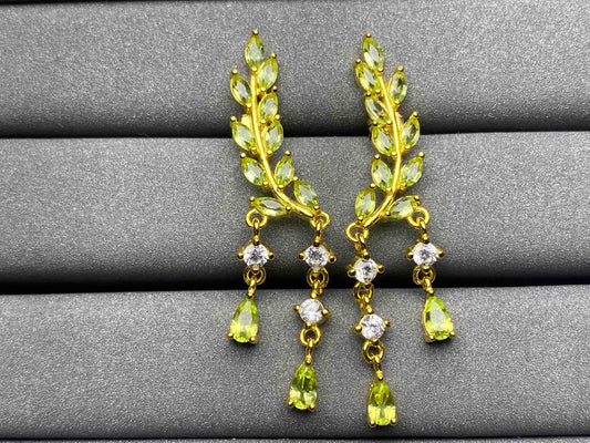 6113 Peridot Earrings